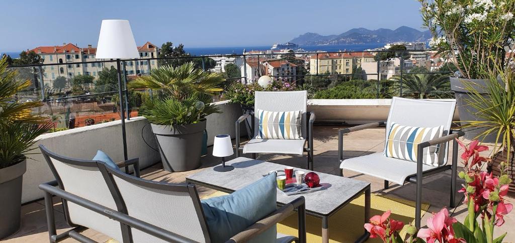 Sea view Penthouse with terrace 48 boulevard Montfleury, 06400 Cannes