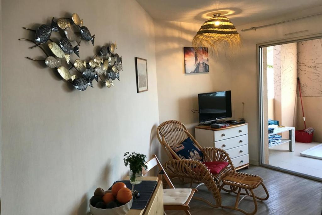 Appartement Sea View With 2 Balcons 2 Min From Sandy Beach 11 Av. Pierre Semard 06150 Cannes