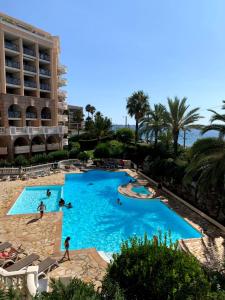 Appartement Sea View With 2 Balcons 2 Min From Sandy Beach 11 Av. Pierre Semard 06150 Cannes Provence-Alpes-Côte d\'Azur