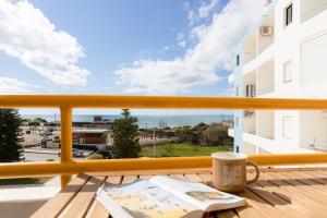 Seafront 2 bedroom apart in Armação de Pera