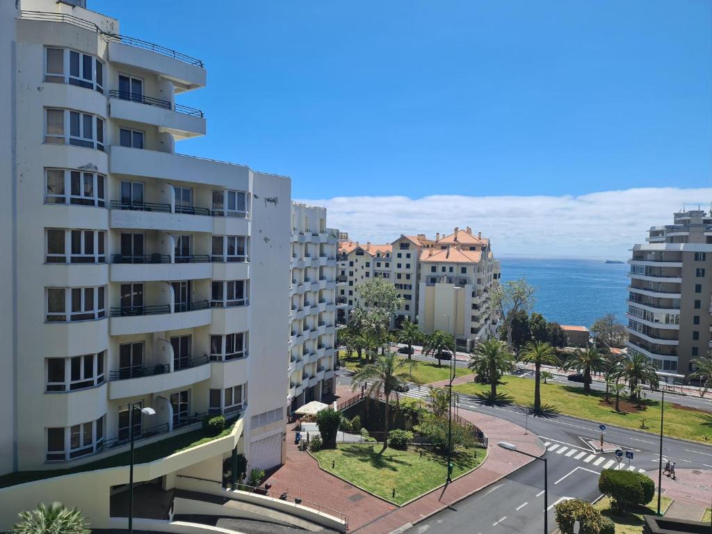 Appartement Seaside Escape Rua Nova do Vale da Ajuda 23 9000-720 Funchal