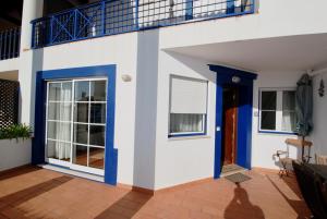 Seaside - Fantastic sea view apartment with private terrace and free Wi-Fi