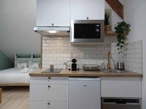 #SEASONS. 2' from Av Champagne. Design cocoonig. NEW