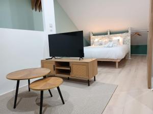 #SEASONS. 2' from Av Champagne. Design cocoonig. NEW