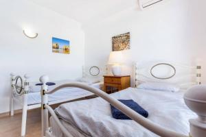 Seaview Apartment with amazing views