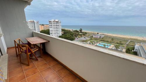 Seaview, beach front (50m) studio