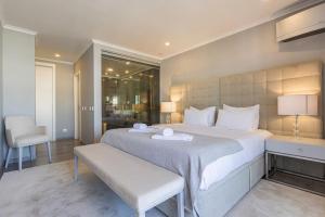 Seaview Luxury Apartment