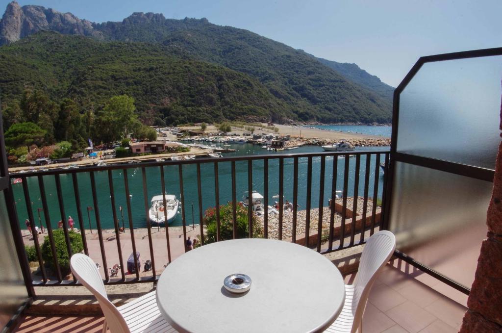 Secluded Apartment in Medebach with Terrace 59964 Medebach