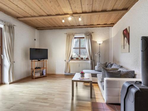Secluded Apartment in Sch nsee with Balcony