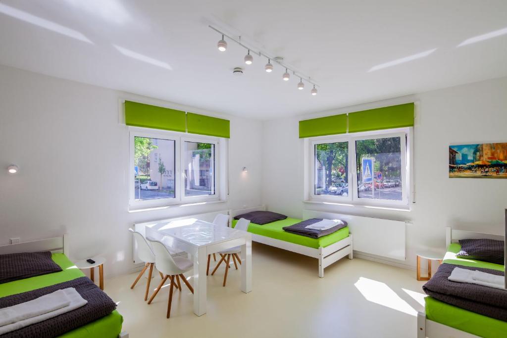 SecondHome Esslingen - Very nice and modern holiday apartment, Olgastr 20 20 Olgastraße, 73728 Esslingen am Neckar