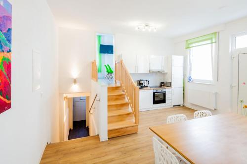 SecondHome Esslingen - Very nice holiday apartment near historic city centre, W2