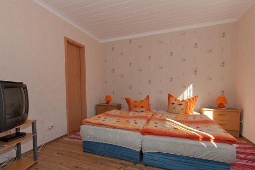 Sehr-guenstiger-Bungalow-fuer-2-Personen-1-Aufbettung-auf-Ruegen