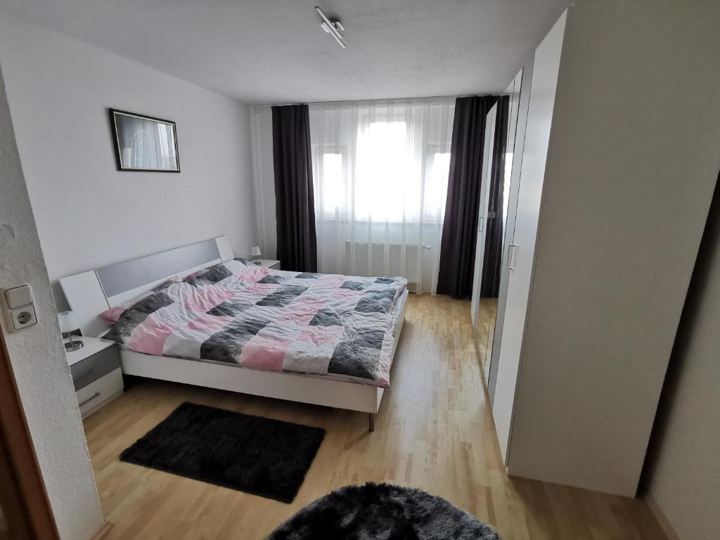 Sehr Schönes 2 Zimmer Maisonnette Wohnung Thomasstraße .2, 91522 Ansbach