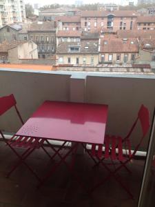 Appartement Sejour a toulouse Compans Caffarelli Métro, navette aéroport 15 Boulevard Lascrosses 31000 Toulouse Midi-Pyrénées