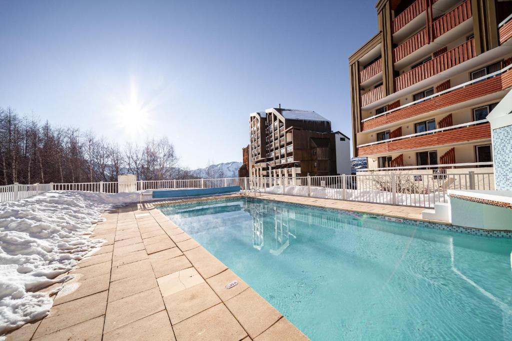 Sejour au coeur de l Alpes d Huez dans un appartement moderne des Marmottes, Résidence, 336, 38750 Huez
