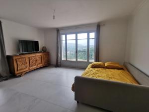 Séjour en pleine nature, vue imprenable, jacuzzi
