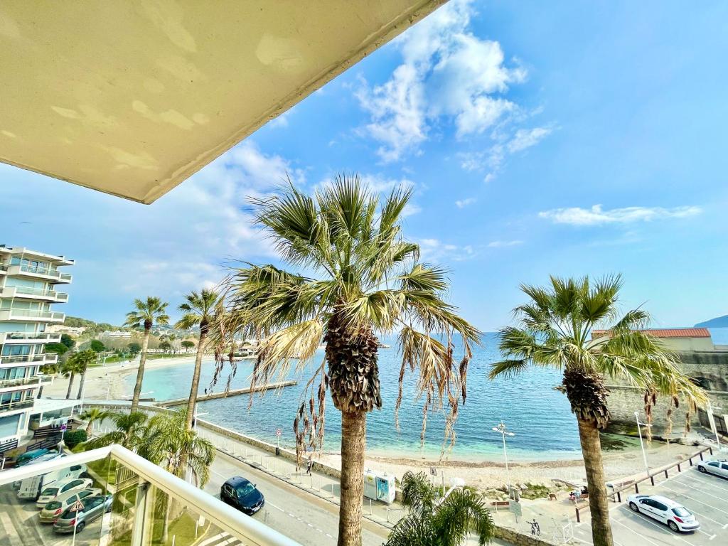 Appartement Séjourner à Toulon - Superbe appartement vue mer 303 Littoral Frédéric Mistral 83000 Toulon