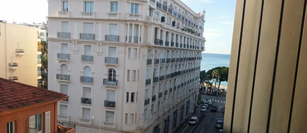 Appartement Sejours Cannois 18 Rue Pasteur 06400 Cannes