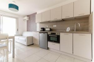 Appartement SELECT'SO HOME - Résidence Le Poséidon - Piscine & Parking - Prestations de qualité & Services Hôteliers - POS03 7 Avenue de la Mer 83230 Bormes-les-Mimosas Provence-Alpes-Côte d\'Azur