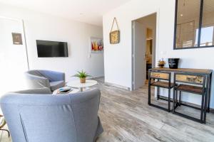 Appartement SELECT'SO HOME - Résidence Saint Clair - Services hôteliers & Prestations de qualité - SC02 9 AVENUE VAN RYSSELBERGHE 83980 Le Lavandou Provence-Alpes-Côte d\'Azur