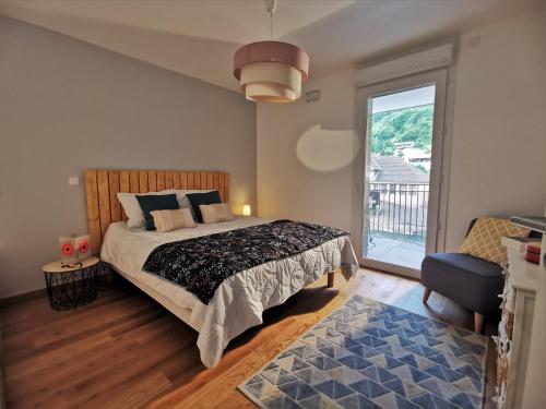 SEMNOZ & LAC - WIFI - Parking - Netflix - Balcon - Centre-ville