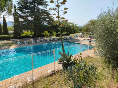 Sensational Residence Lou Castel sleeps 2 Pmr