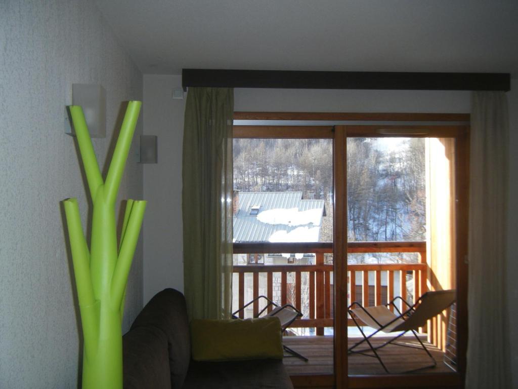 Appartement Serre-Chevalier Chantemerle Eterlou 3 rue du centre 05330 Saint-Chaffrey