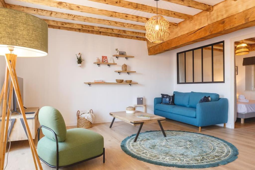 SERRENDY 3 minutes from the Rue dAntibes and the famous Croisette!