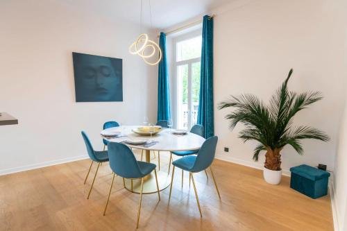 SERRENDY Luxury 2-bedroom apartment in the heart of the city center