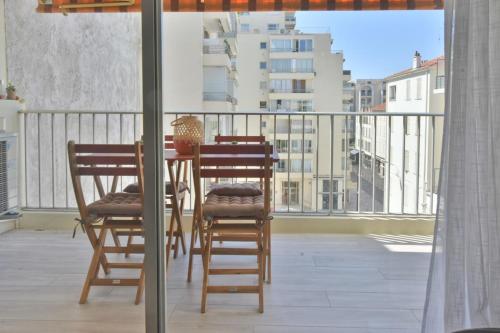 SERRENDY Stylish apartment in the heart of Cannes with terrace!