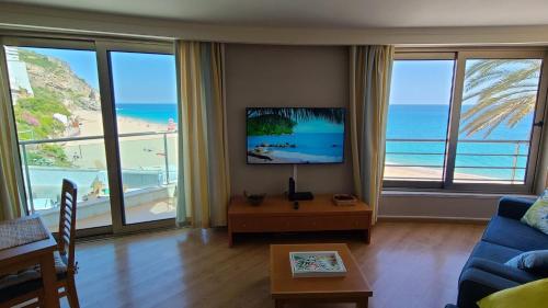 SESIMBRA California Private Beach Front