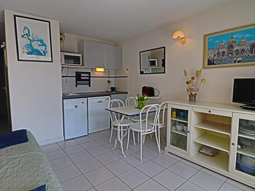 Appartement Sète, 2 pièces, 4 personnes - FR-1-472A-204 Sète france