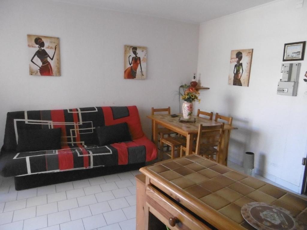 Appartement Appartement Sète, 2 pièces, 5 personnes - FR-1-472-143 4 Place Port St Clair, 34200 Sète