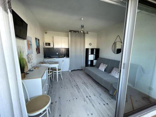 Sète Studio cabine 4 pers, vue sur canal, 200m plage