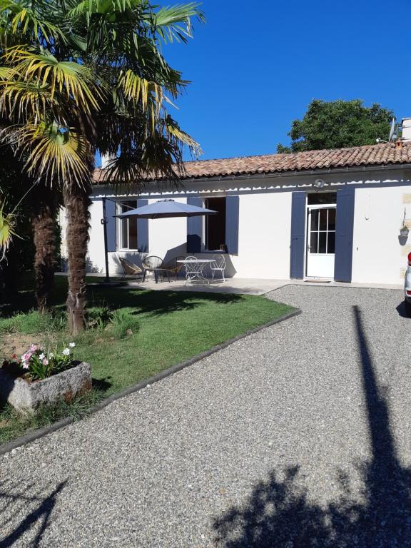 Sète, T2 cosy et atypique, Jardin Château d'eau, centre ville 34200 Sète