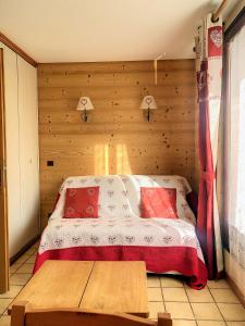 SH104 - Studio 4 pers centre des Carroz