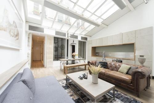 Show Room