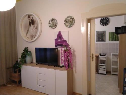 Siegener Strasse apartment