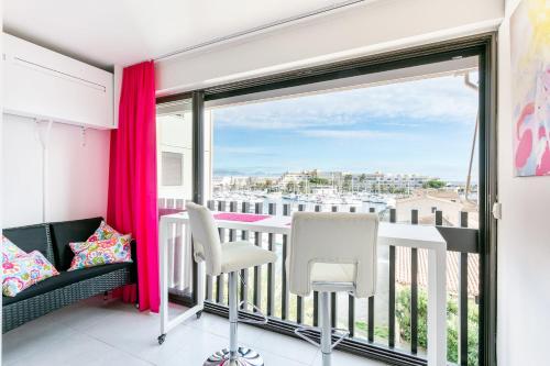 Silver Line Naturist Port Venus