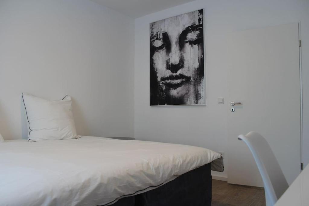 Appartement Singapore·CHILLINGHOUSE # 7, 3 Min.vom ICE,NETFLIX Frankfurter Straße 9 Erdgeschoss Links 53721 Siegburg