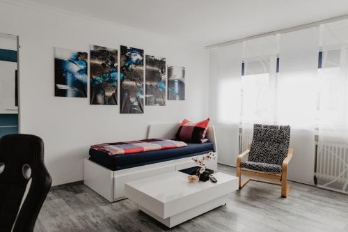 SK Apartments - Blue