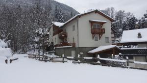 Appartement Ski 3 Vallées à 80m télécabine de l'Olympe - appt 50m2, 3étoiles Les Balcons de Bellecombe 2e étage #8 9 Avenue du Comte Greyfié de Bellecombe 73570 Brides-les-Bains Rhône-Alpes