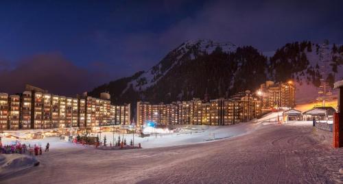 Skissim Select - Résidence Carroley B by Travelski