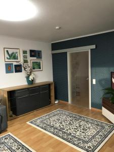 Sky 2 room comfort apartment Lindenhof