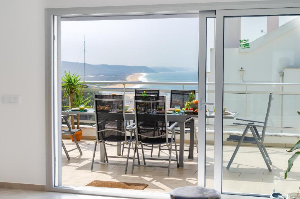 Appartement Sky Terrace - Sea Views & BBQ by Silver Prop Rua Senhora Vitoria, 1 Lt – 3/1, Portugal 2450-105 Nazaré