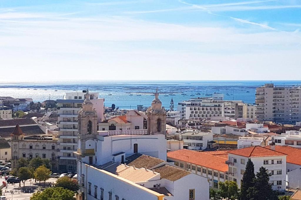 Skyline Blue Dream 2 Rua Frei Lourenço Santa Maria, 8000-262 Faro