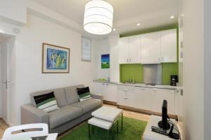 Sleek Apartments near Saint Germain