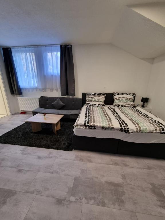 Appartement SM Apartment 12 Kreuzstraße 78098 Triberg im Schwarzwald