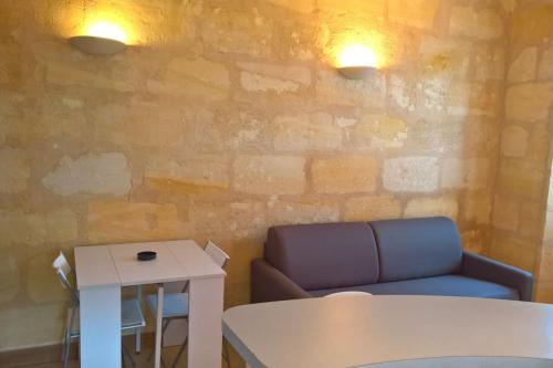Small studio in Bordeaux, Chartrons district