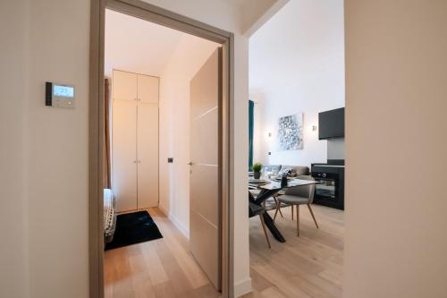 SMARTBNB - Appartement 2 chambres - Luxe - Carré d'or - Plage